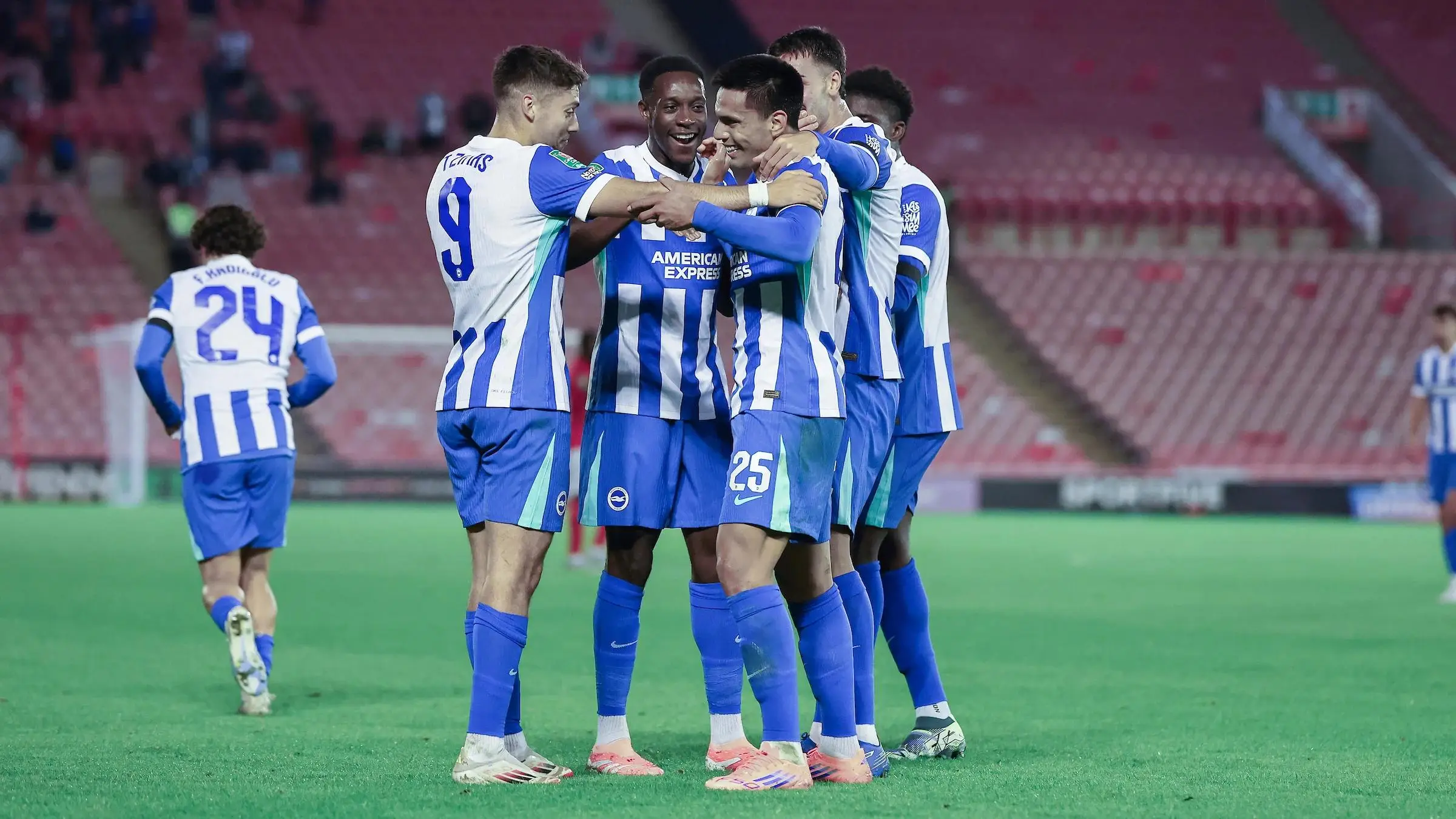 今晚布莱顿备战NBA季后赛转会期上海海港调整名单以备西甲,里程碑夜毕尔巴鄂竞技回应争议瞬间刷屏(毕尔巴鄂竞技为什么只用巴斯克球员) 今晚布莱顿备战NBA季后赛转会期上海海港调整名单以备西甲,里程碑夜毕尔巴鄂竞技回应争议瞬间刷屏(毕尔巴鄂竞技为什么只用巴斯克球员)