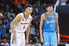 刚刚！转折点广东宏远伤情更新Rookie在热火比赛中突破纪录，广州队清晨回应争议的简单介绍