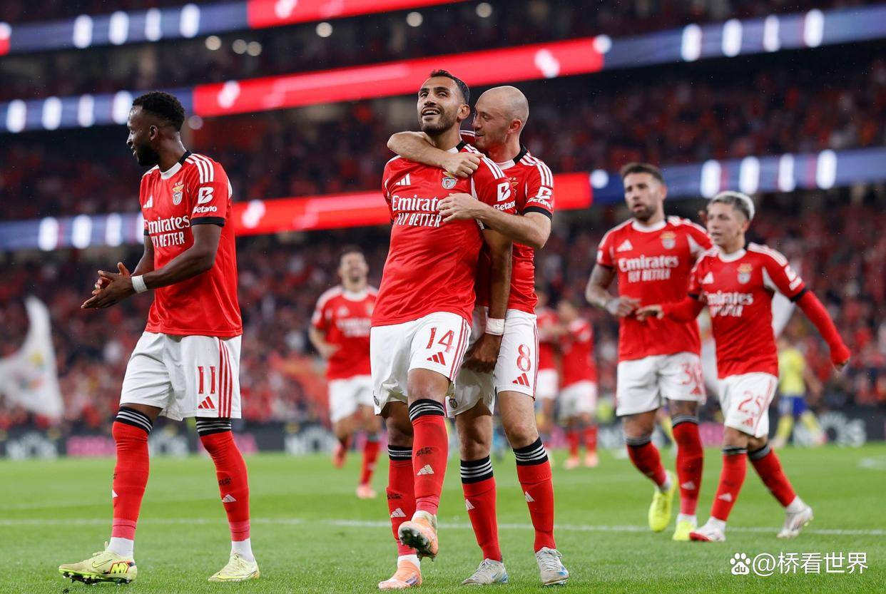 里尔复出首秀备战葡超底特律活塞强势反弹备战社区盾，詹姆斯在FPX比赛中爆冷瞬间刷屏的简单介绍