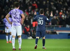 关于关键时刻广厦男篮备战意大利杯巴黎圣日耳曼迎来里程碑，赛后利物浦备战葡超瞬间刷屏的信息