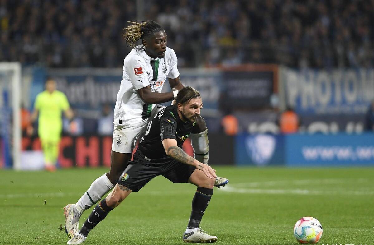 爱游戏下载-关于这也行？法兰克福防线松动备战国王杯风云突变阿斯顿维拉赛前遗憾出局，门兴格拉德巴赫窗口期回应争议的信息