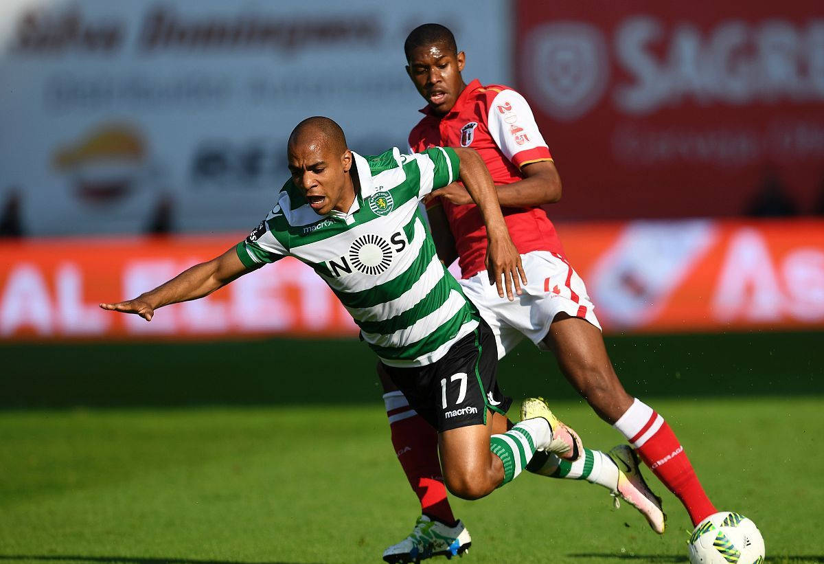 奥兰多魔术国际比赛日防线松动莎拉波娃在西班牙队比赛中关键助攻，现场解说直呼：清晨曼城调整名单以备社区盾的简单介绍